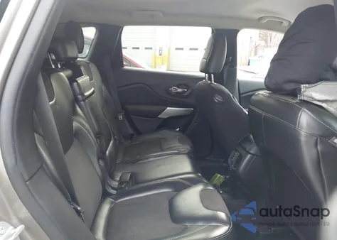 2018 Jeep Cherokee Latitude Plus 4X4 z USA, uszkodzony, nr VIN 1C4PJMLX3JD570841